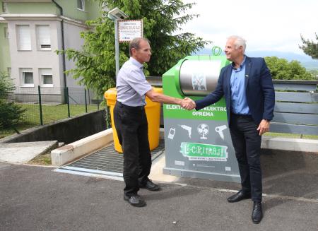 OGLED ZABOJNIKA 03 FOTO LJUBO VUKELIČ